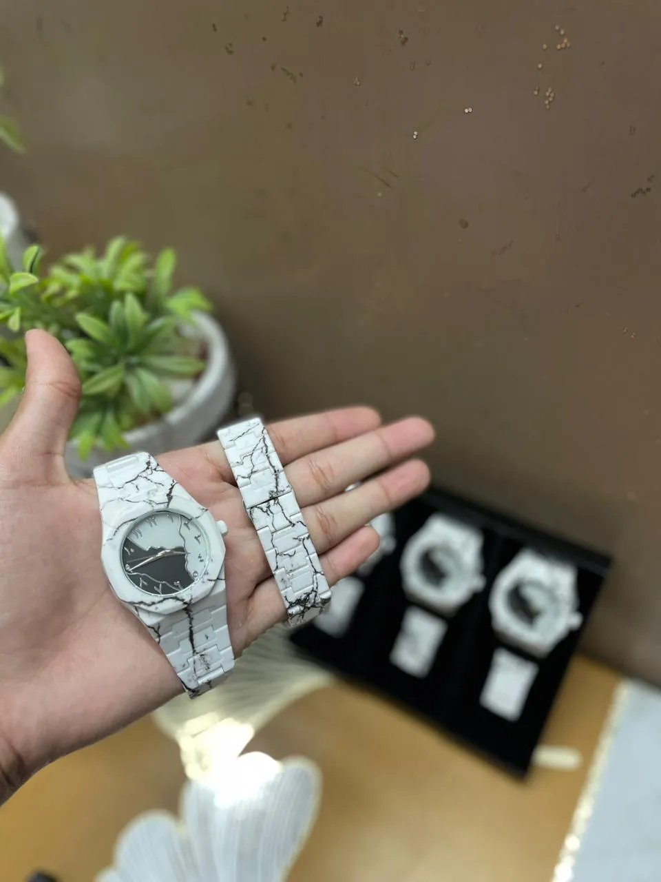 New Aura Watch- White Arabic Aura Watch with box- 1 PCs